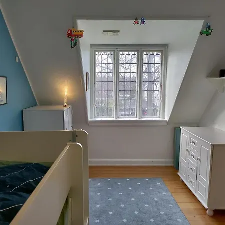 Classic 260 M2 Near Villa Holte